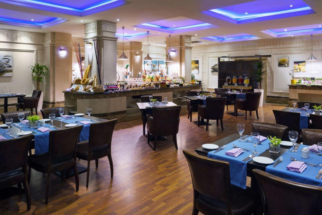 Radisson Blu Hotel, Dhahran Ель-Хубар Екстер'єр фото