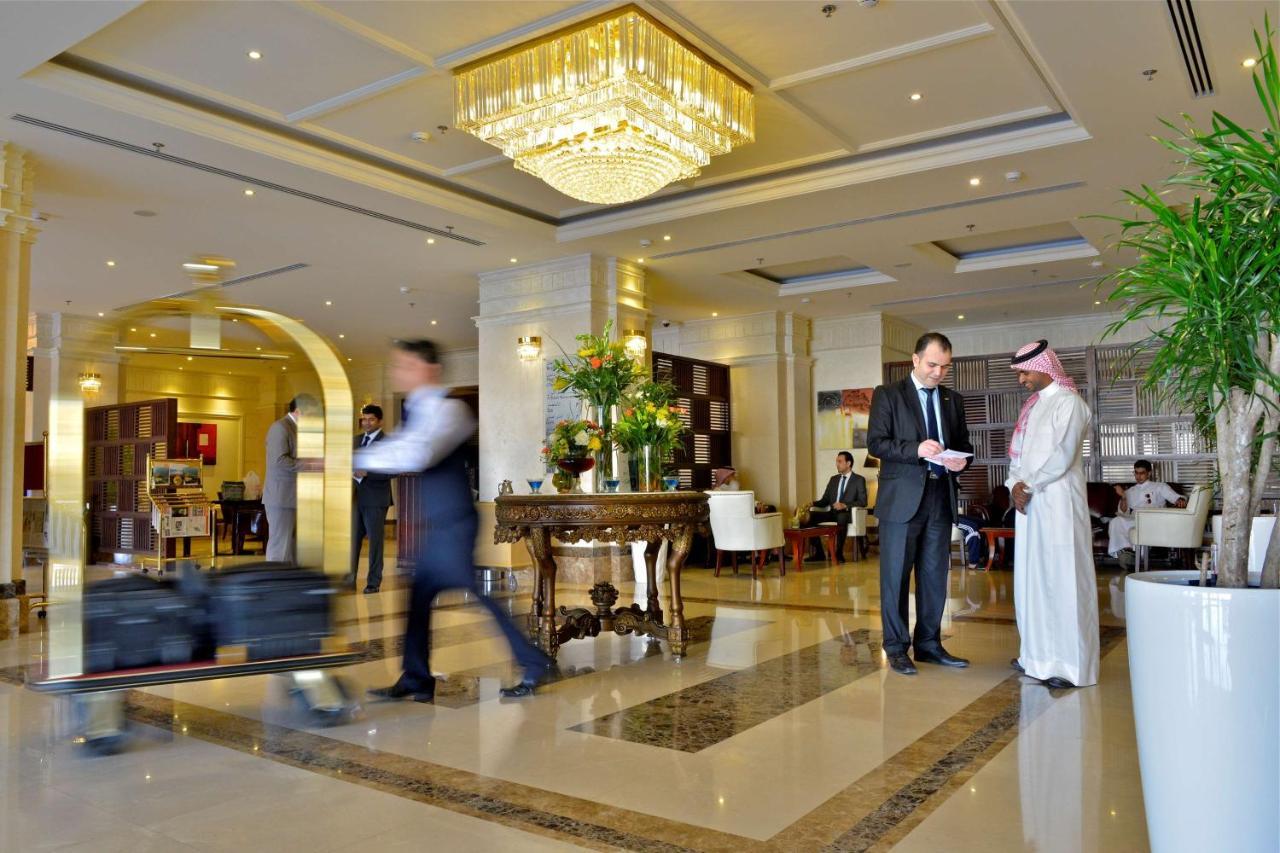 Radisson Blu Hotel, Dhahran Ель-Хубар Екстер'єр фото