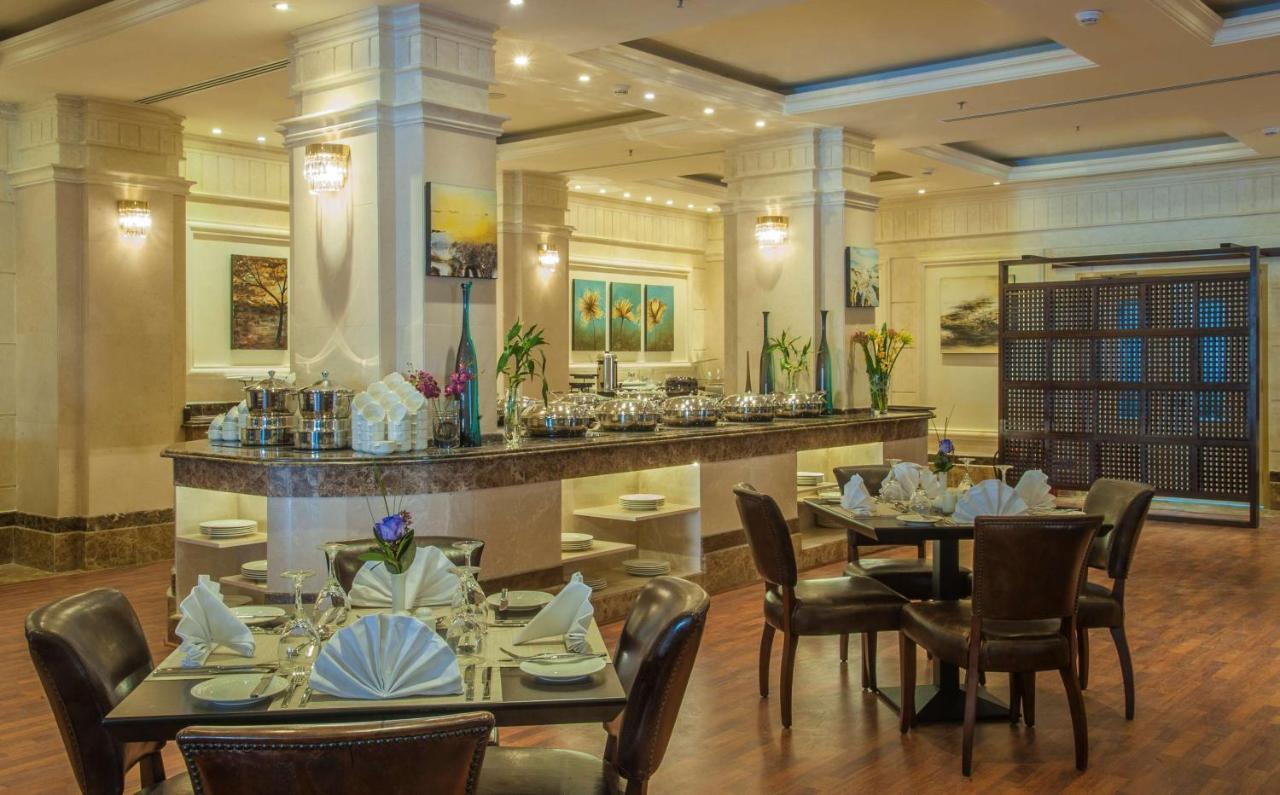 Radisson Blu Hotel, Dhahran Ель-Хубар Екстер'єр фото