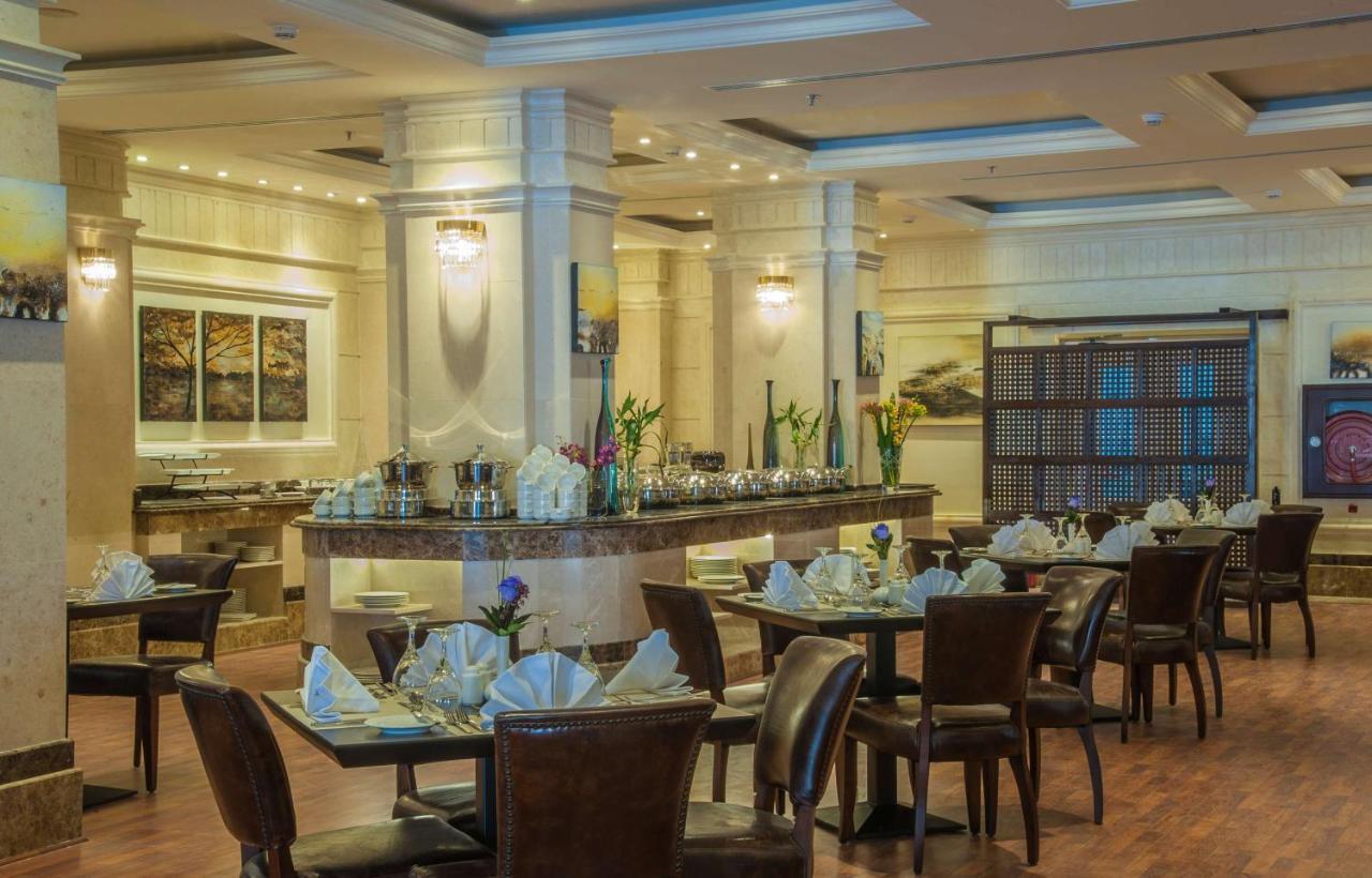 Radisson Blu Hotel, Dhahran Ель-Хубар Екстер'єр фото