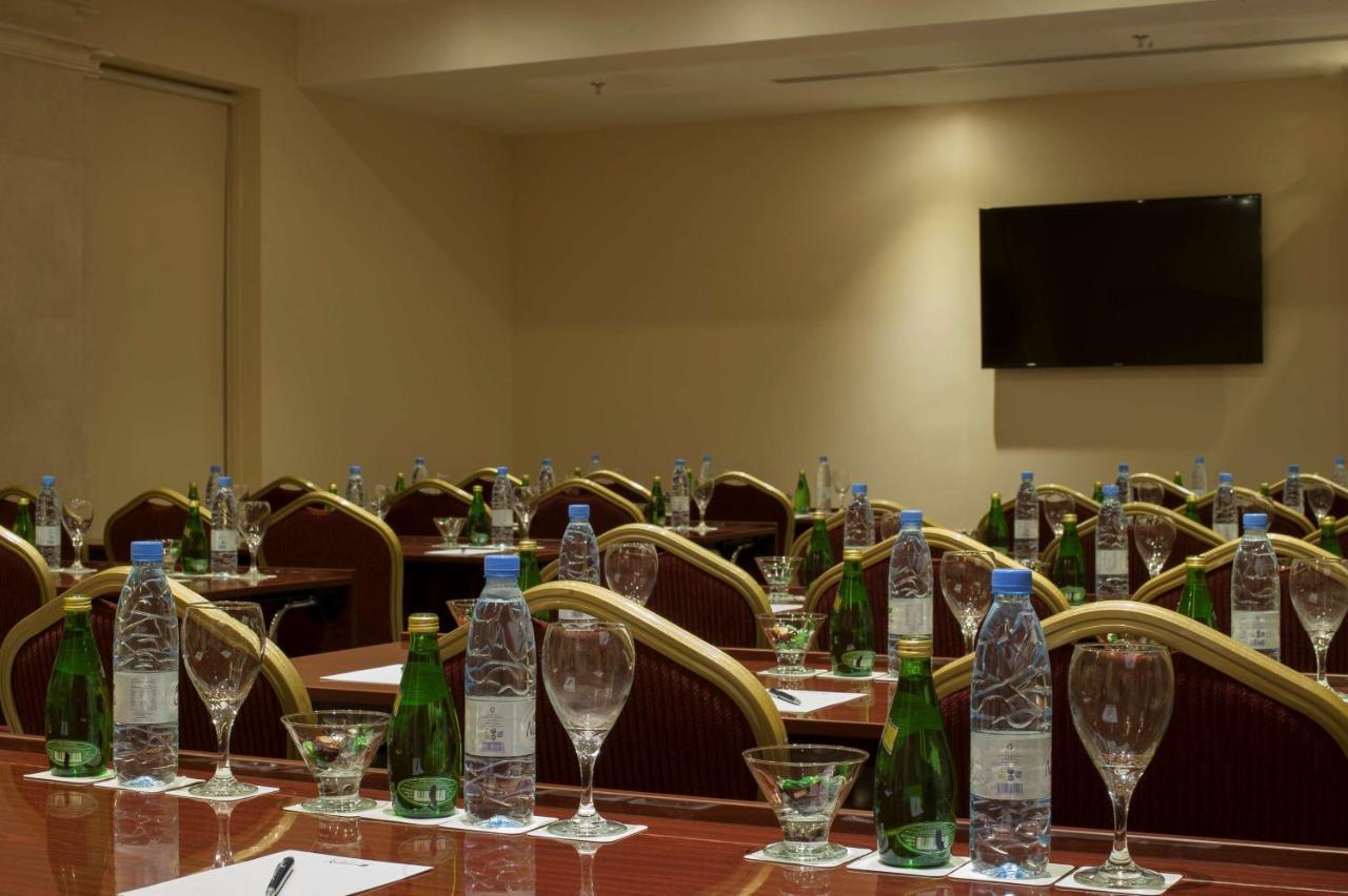 Radisson Blu Hotel, Dhahran Ель-Хубар Екстер'єр фото