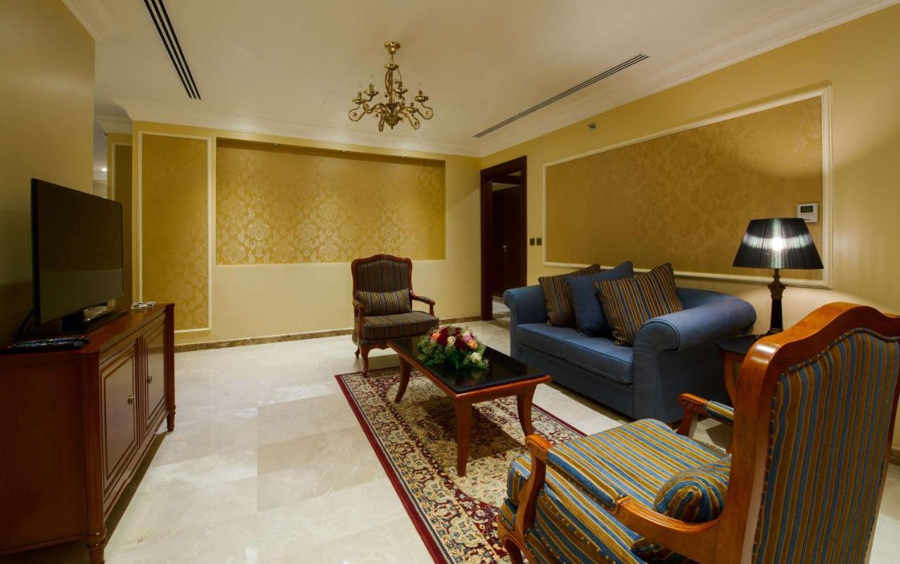 Radisson Blu Hotel, Dhahran Ель-Хубар Екстер'єр фото