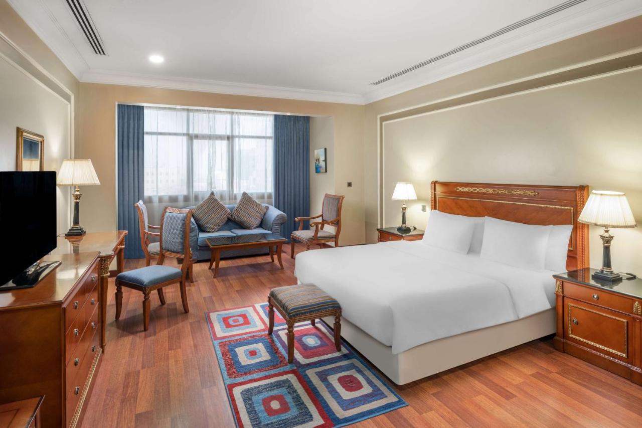 Radisson Blu Hotel, Dhahran Ель-Хубар Екстер'єр фото